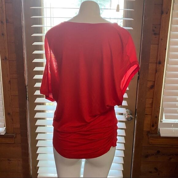 MAJE red 1 cold shoulder top blouse w ruching sz M - Picture 3 of 8